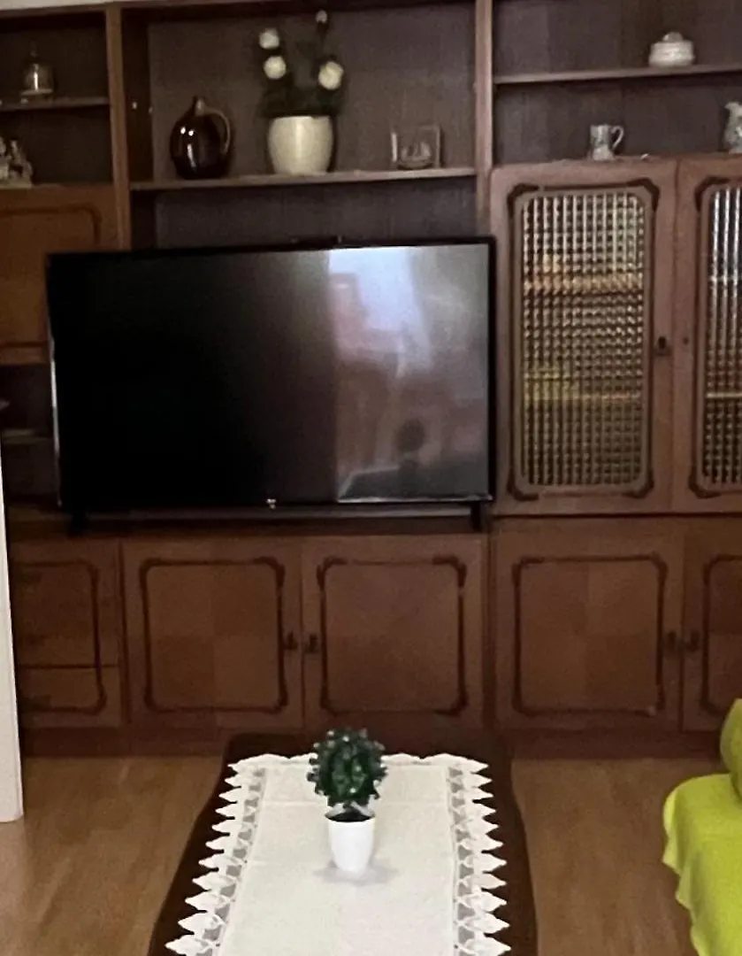 Apartaments Oma & Opa Banjol 아파트