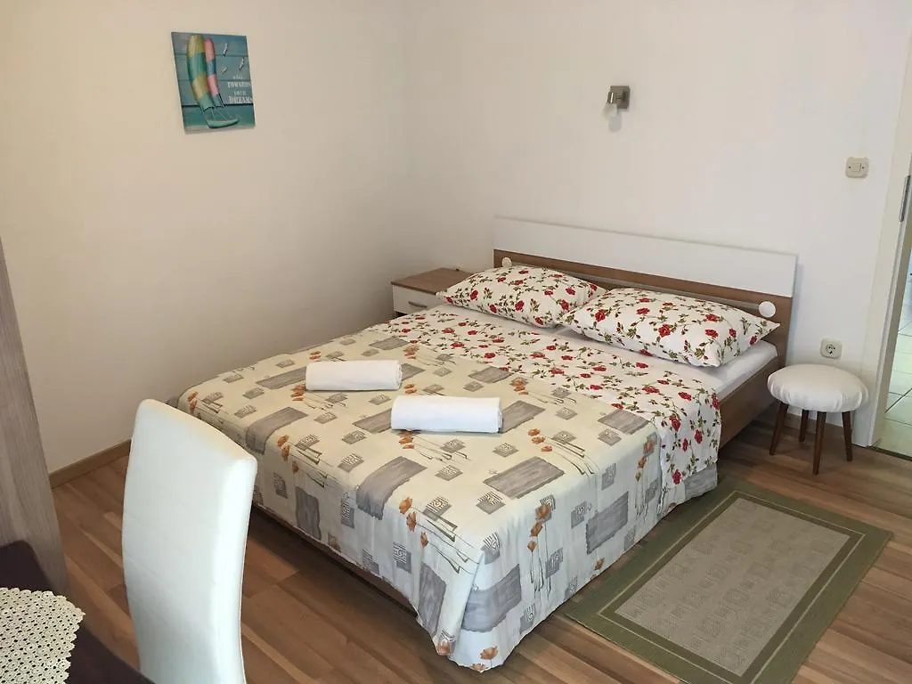 아파트 Apartaments Oma & Opa Banjol